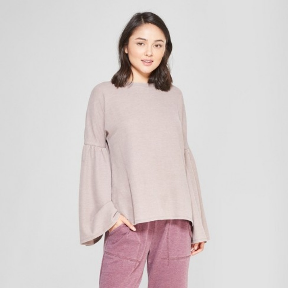 CLOSET CLOSING | Women's Bell Sleeve Sleep T-Shirt